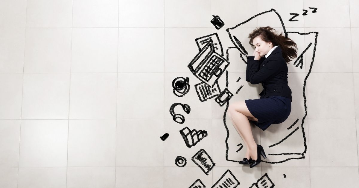 donna dorme - ciclo circadiano donna dorme - ciclo circadiano